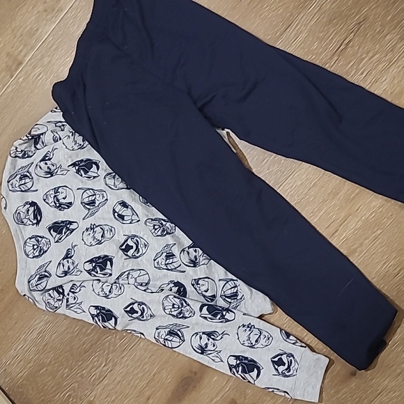 Gap Kids Marvel Pajamas - Picture 3 of 3